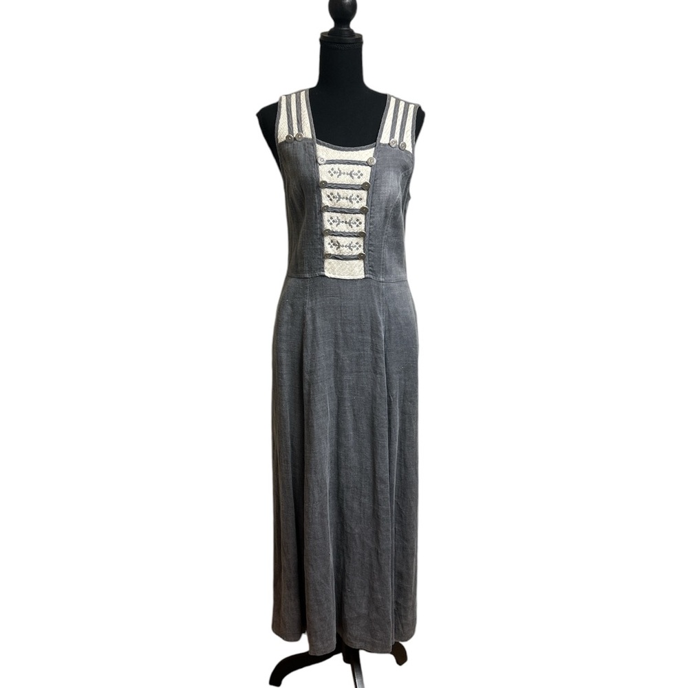 E.B.M. Size 38 Gray and White Dress, 100% Linen, Size in U.S. is Medium